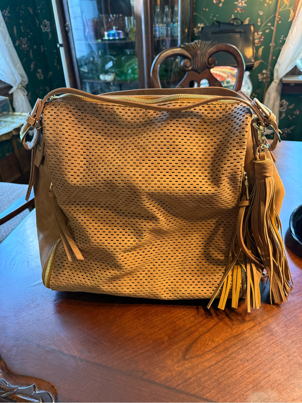 Steve Madden Tan Shoulder/Cross Body Bag With Tassel + Gold Accents Nwot
